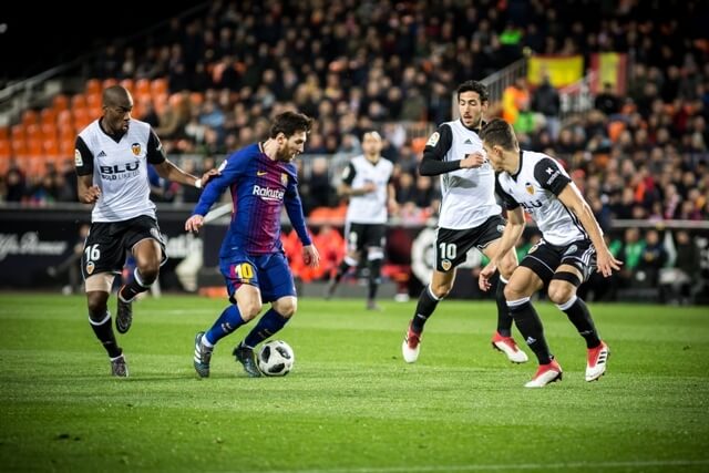 罗体：齐尔克泽想在加斯佩里尼手下踢球，曼联希望纯租借