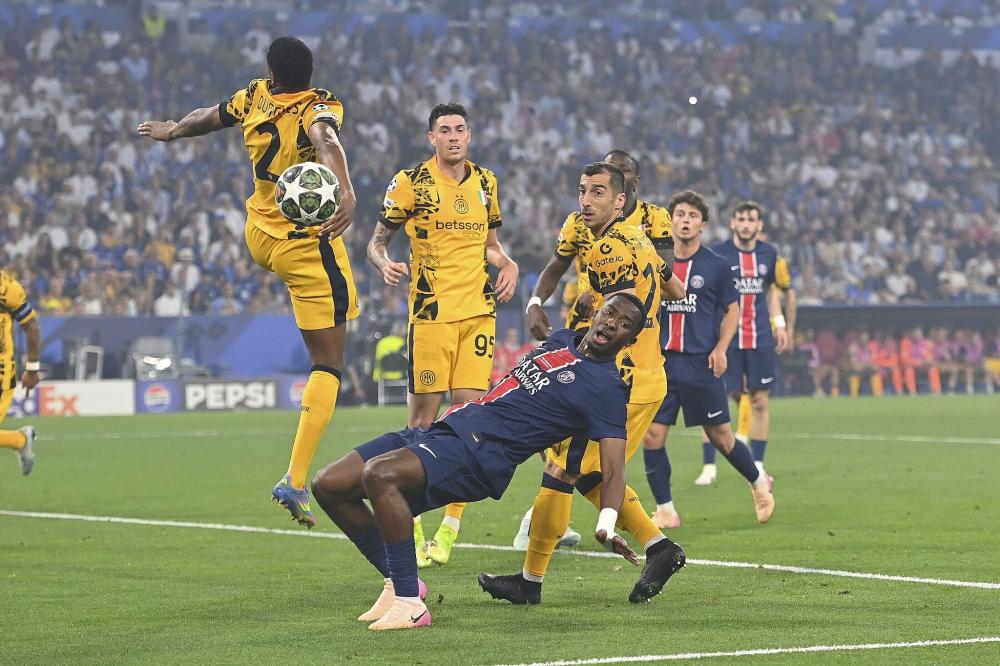 弗拉格：在比赛中保持领先感觉太棒了，我喜欢和瑞恩一起打球