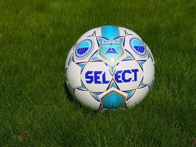 践行三亿人上冰雪 “冰超”联赛火爆进行中冰超联赛冰雪体育