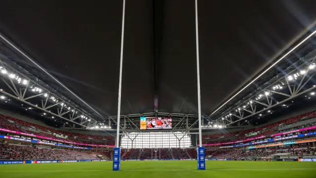 邮报：利物浦开会讨论了卡拉格的报道方式，队内多人对他不满